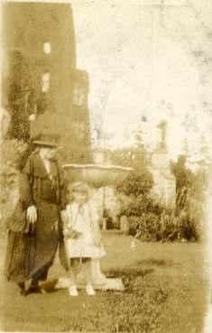 Laura Dunsmuir and granddaughter, Joan Humphreys in Italian garden, Hatley Park