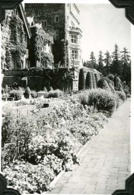 Hatley Park, Italian Garden south side pathway, looking east